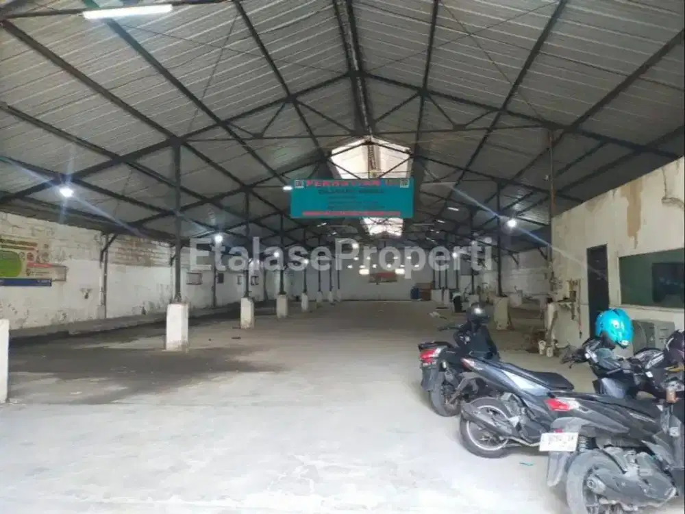 Gudang Tropodo Sidoarjo Luas 1200 Meter Persegi
