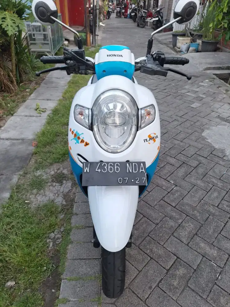 Scoopy 2017 plat w sda kondisi sgt bagus siap pakai