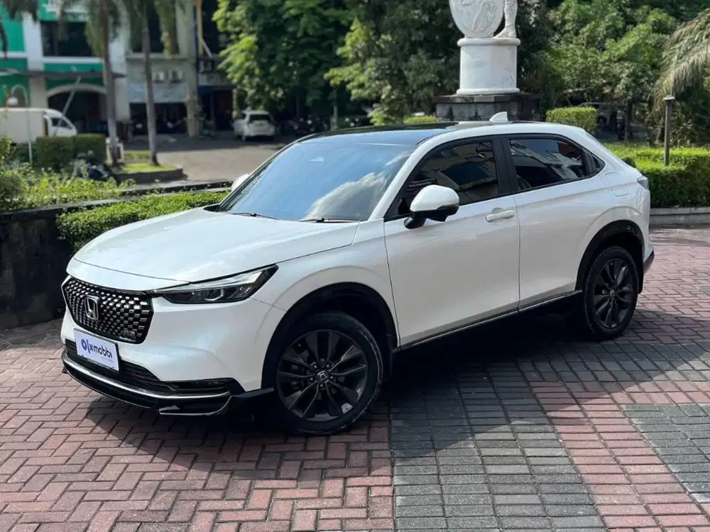 Like New - Honda HR-V 1.5 Turbo RS Bensin AT 2022 Putih