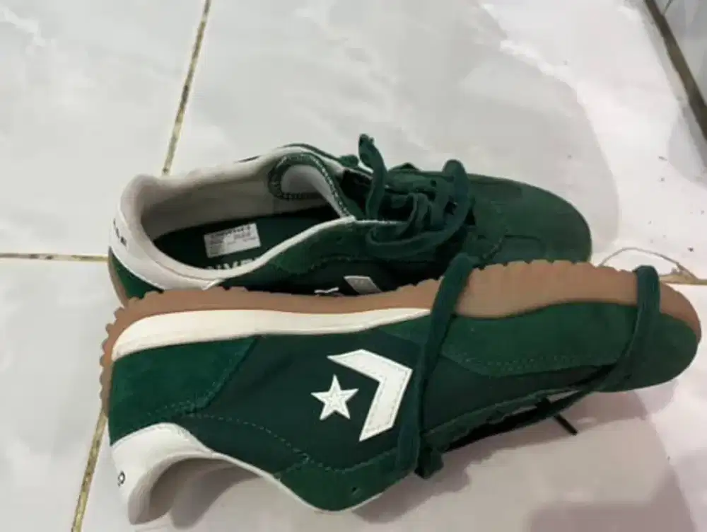 Sepatu converse