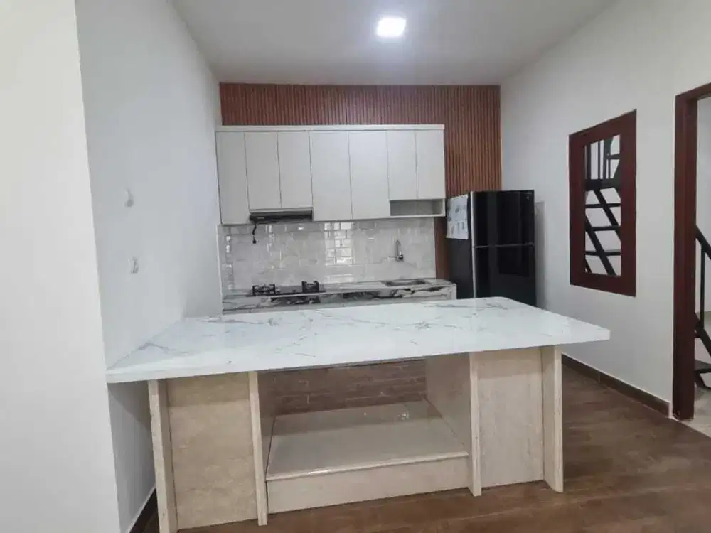Dijual Rumah di Cluster Aralia Harapan Indah Bekasi