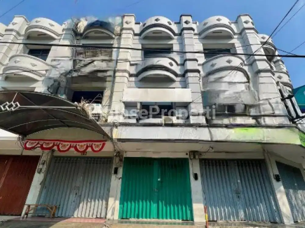 Disewakan Ruko 3,5 Lantai Di Raya Jemursari