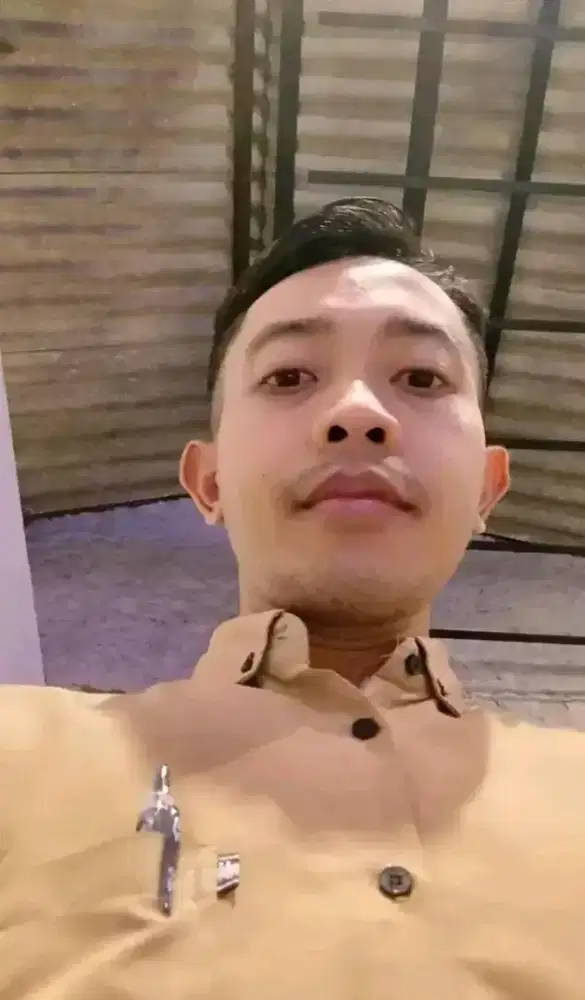 Cari pekerjaan sistem harian