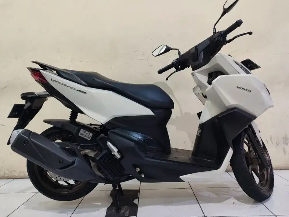 Vario 160 ABS 2023 istimewa mulus terawat siap pakai...