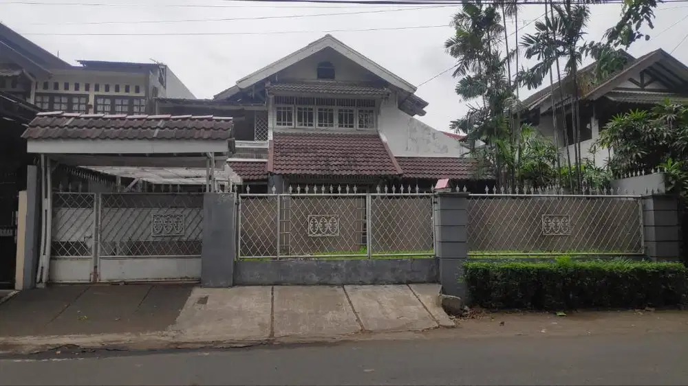 Dijual Cepat Rumah dibawah NJOP, Bintaro - Pesanggrahan