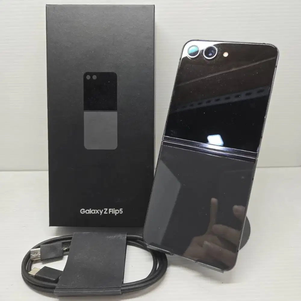 NO MINUS GAN! SAMSUNG GALAXY Z FLIP 5 8/256 GRAPHITE FULLSET SEIN