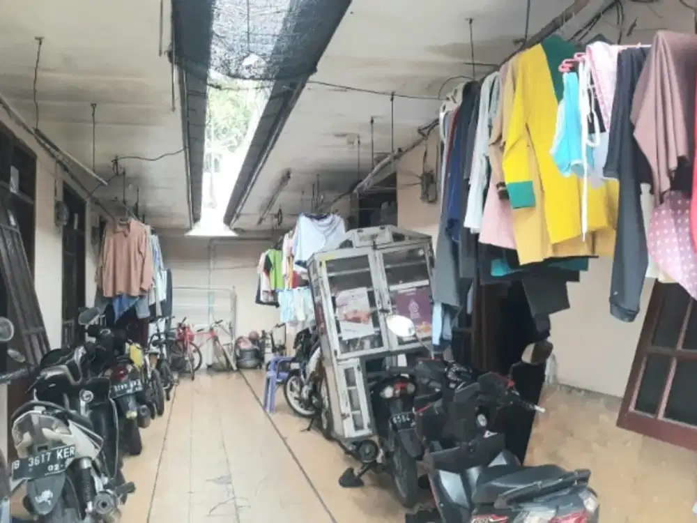 Kontrakan terisi 11 pintu Deket stasiun Kranji Bekasi Utara