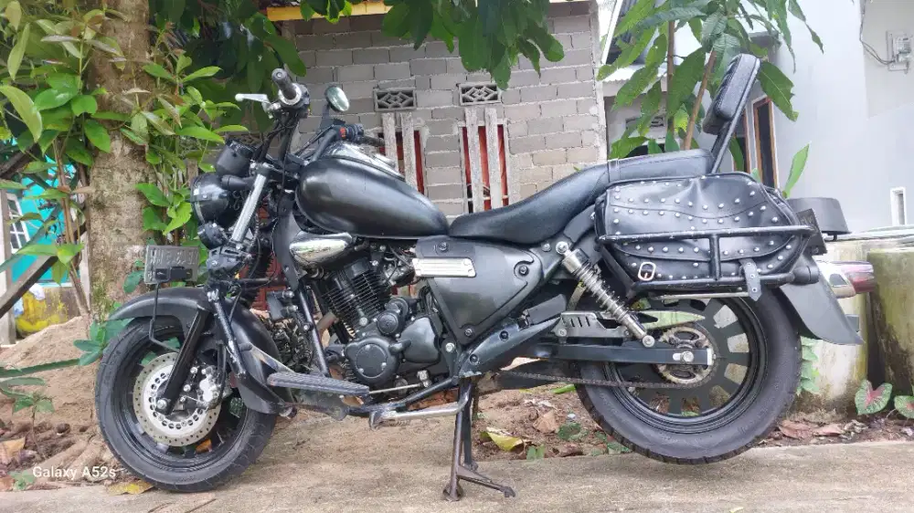 Binelli motobi efi 200