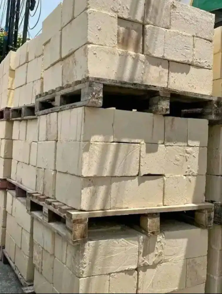 Batu kumbong pondasi rumah