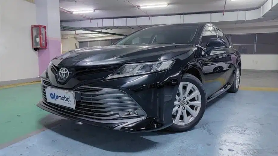 [OLXmobbi] TDP 16JT Toyota Camry 2.5 V Bensin-AT 2019 Hitam