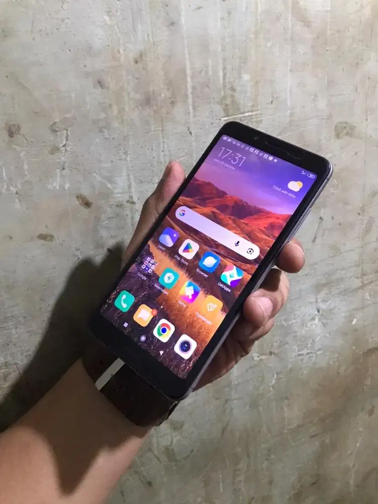 Redmi 6 3/32Gb 4Glte