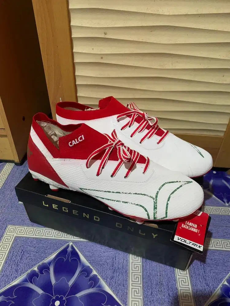 Sepatu bola Calci Voltrix Lempereur New