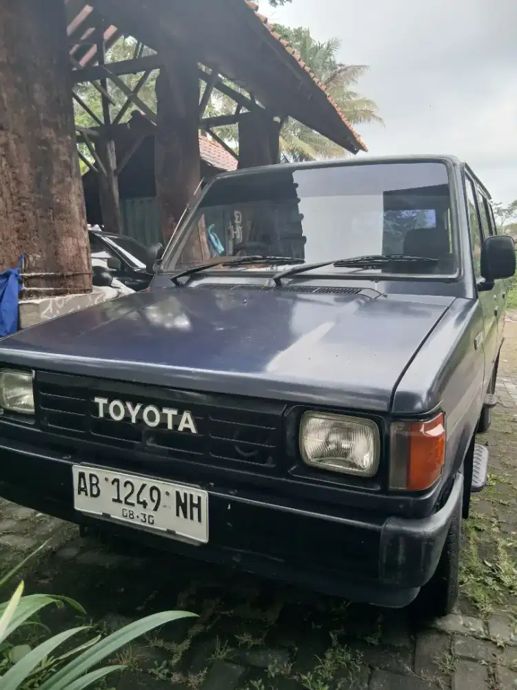 Toyota Kijang Super 1.5 Manual 1992 - AC Dingin, Siap Pakai