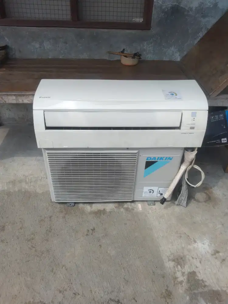 AC Daikin Thailand 1/2 PK .