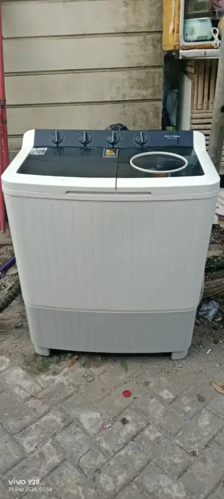Dijual mesin cuci merk POLYTRON