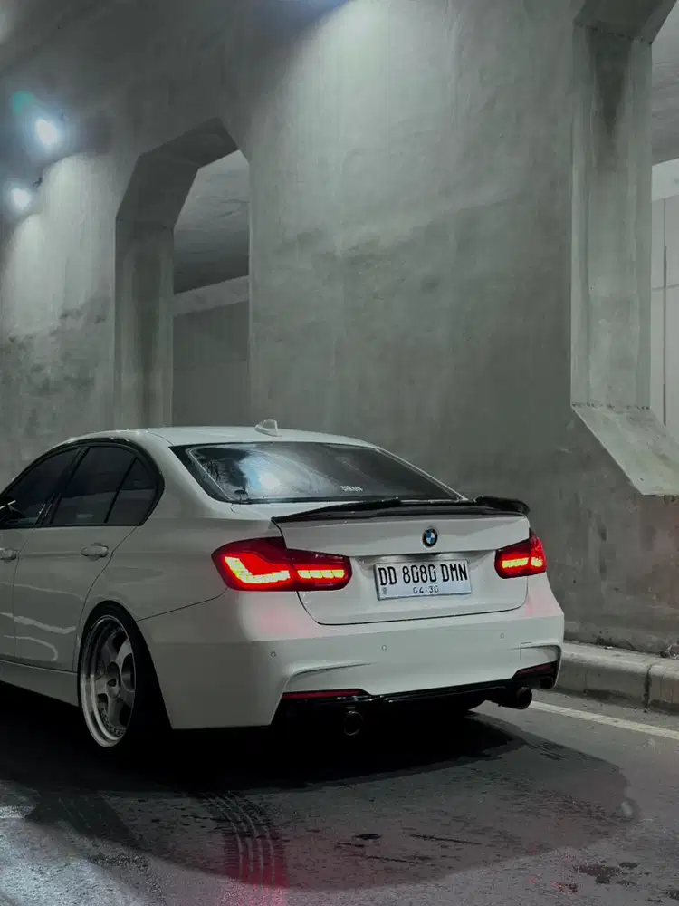 BMW 320i 2018 Bensin