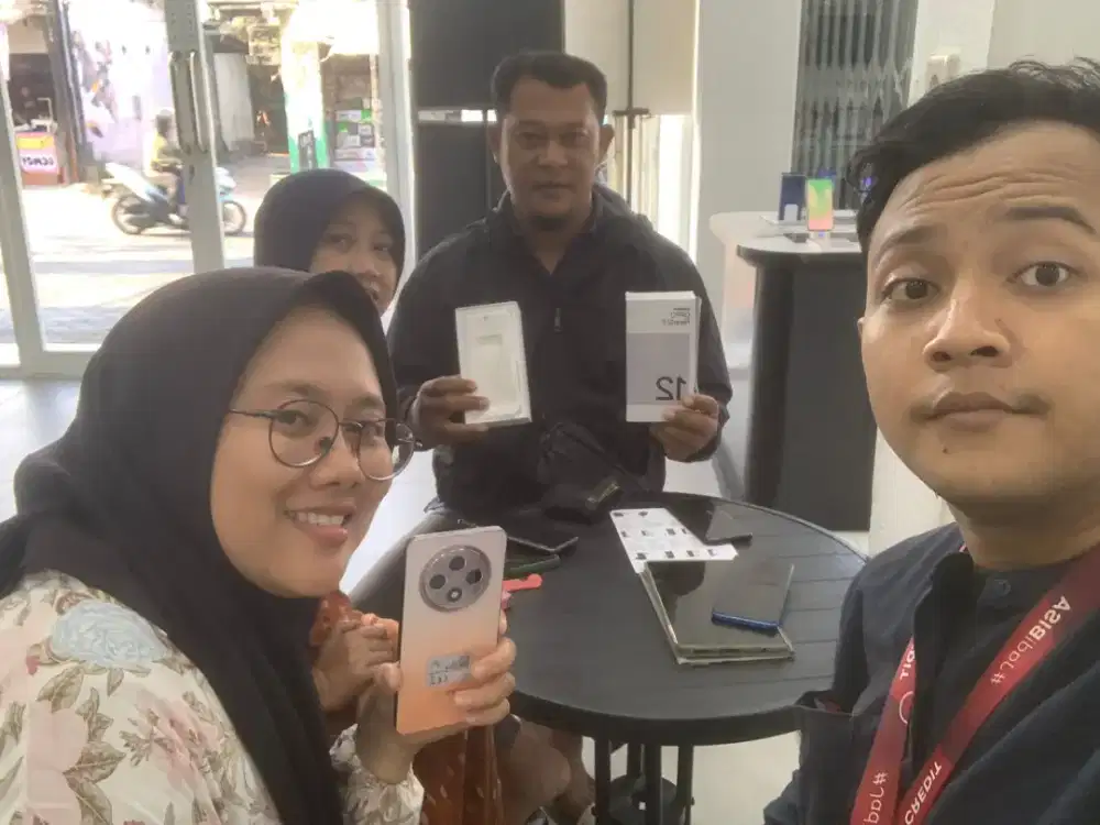 OPPO RENO 12F MEMBER HOMECREDIT FREE 1X CICILAN BAYAR BULAN DEPAN