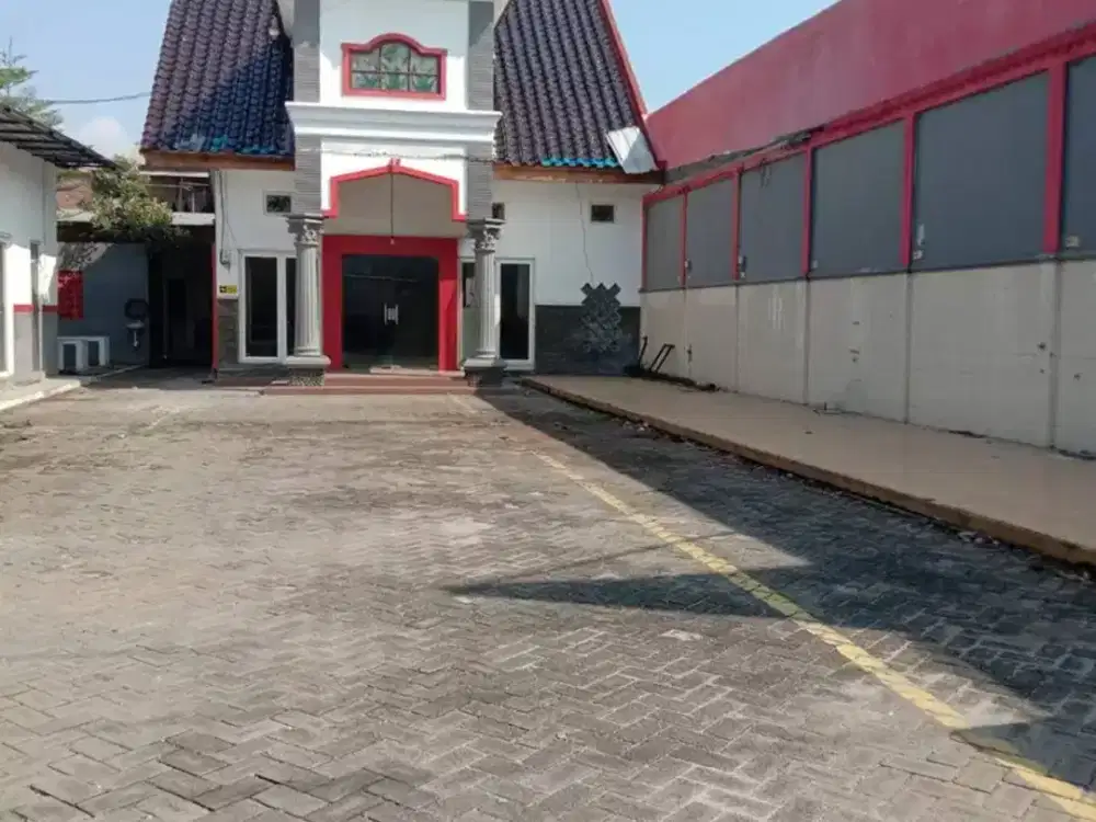 Di Jual Dan Sewakan Bangunan Komersil Raya Wadungasri Sidoarjo