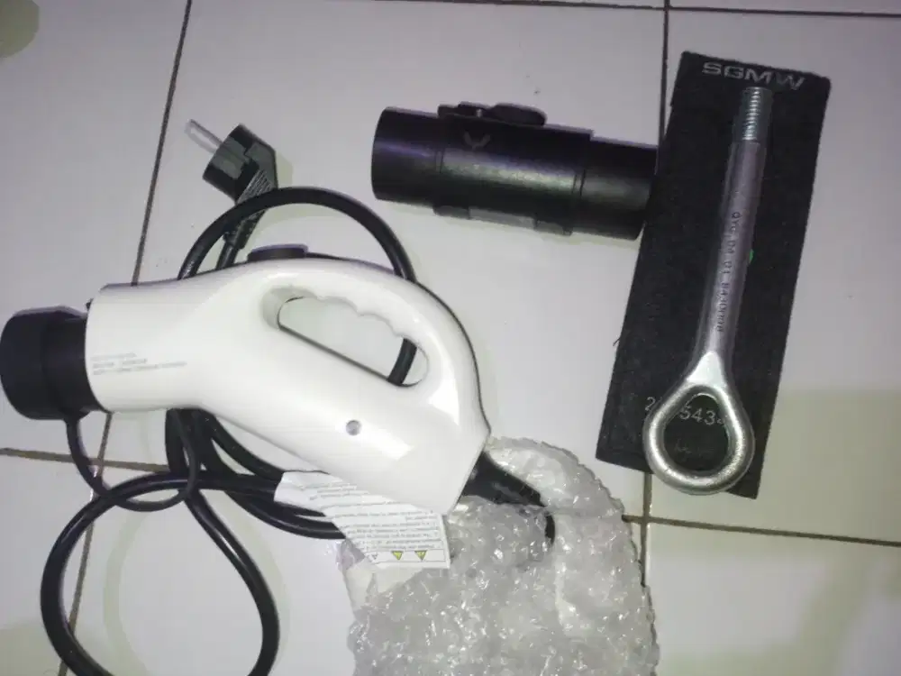 Konektor charger paket