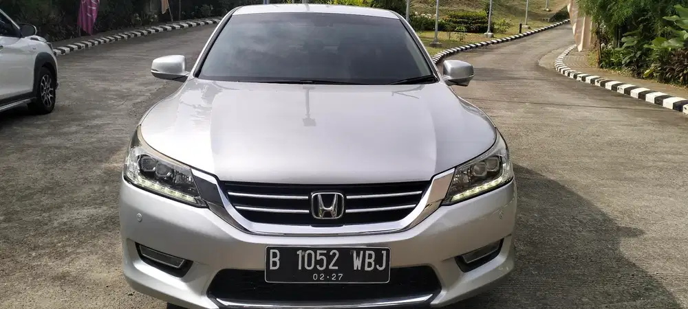 Honda Accord 2014 Bensin