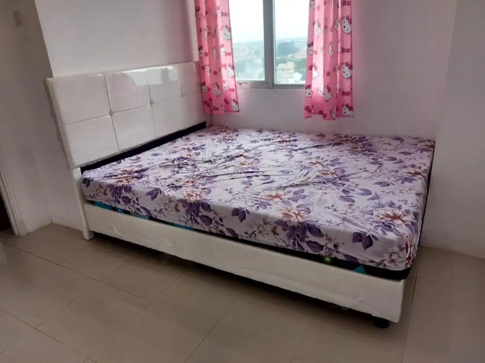 Satu set Kasur murah BARU BERUSIA 3 BULAN!!