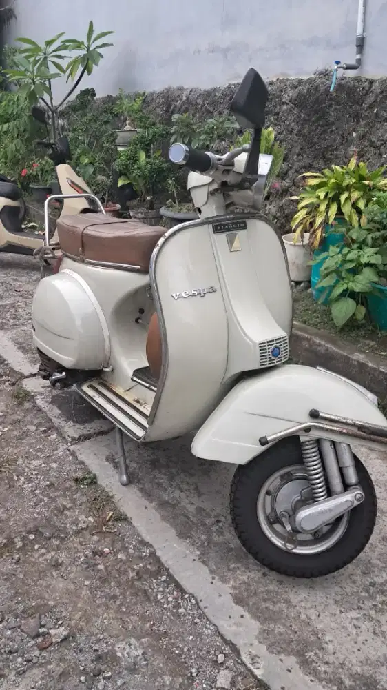 Vespa Klasik PS 150 SERA Banci No Sein Tahun 85