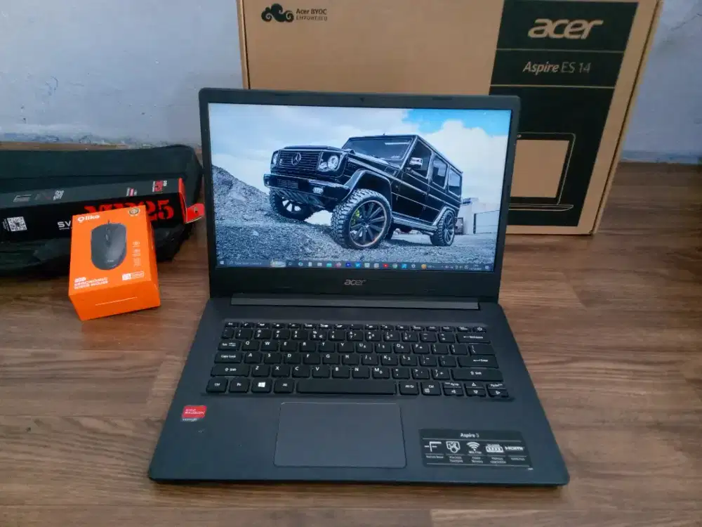 Acer Aspire 3 windows 10 pro 64-bit RAM 8 GB SSD 120G
‎