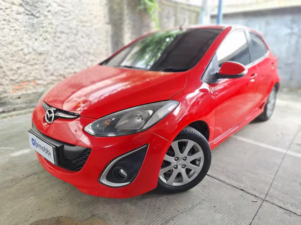Pajak Panjang - Mazda 2 1.5 V Bensin-AT 2014