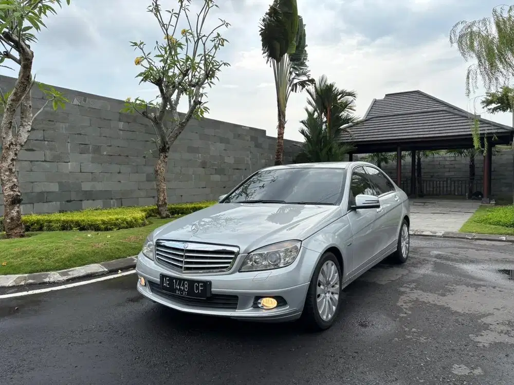 Mercy W204 C280 th2009 pajak hidup