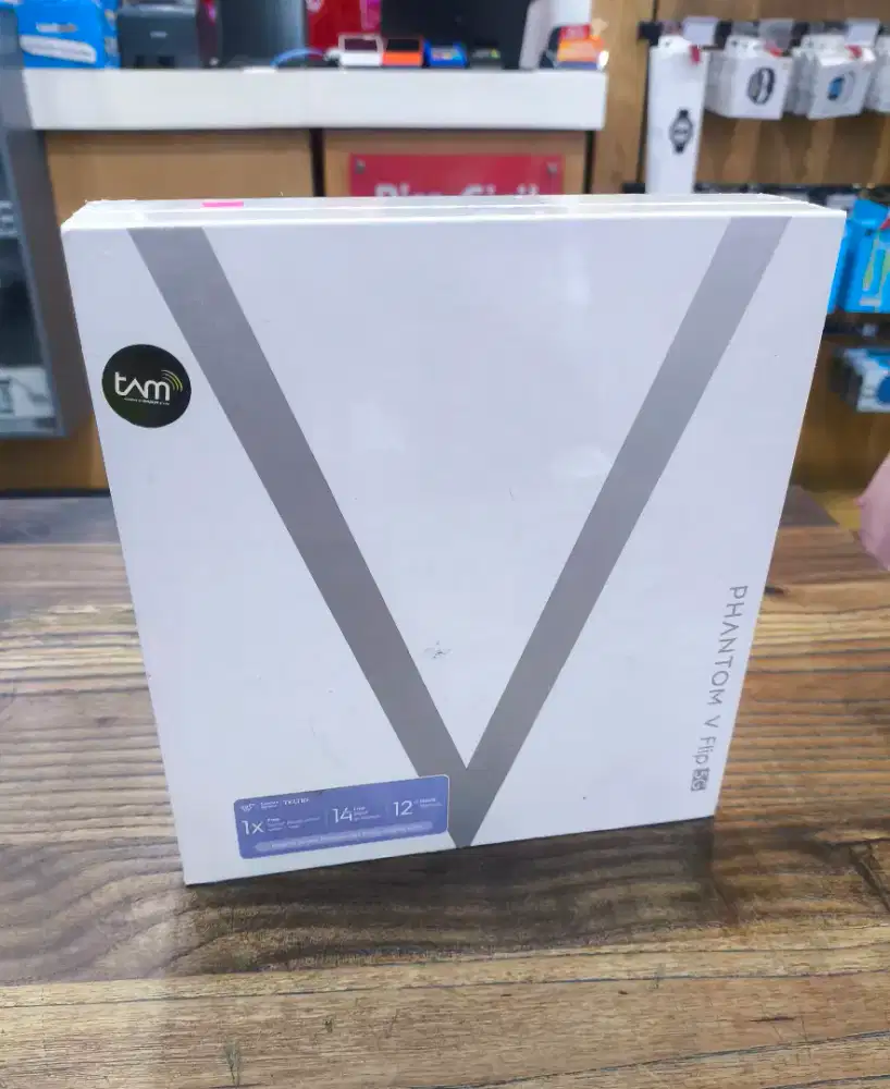 Tecno Phantom V Flip