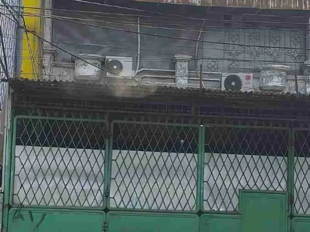 Jual & Sewa Ruko Jatiwaringin Pondok Gede Bekasi Pinggir jalan utama