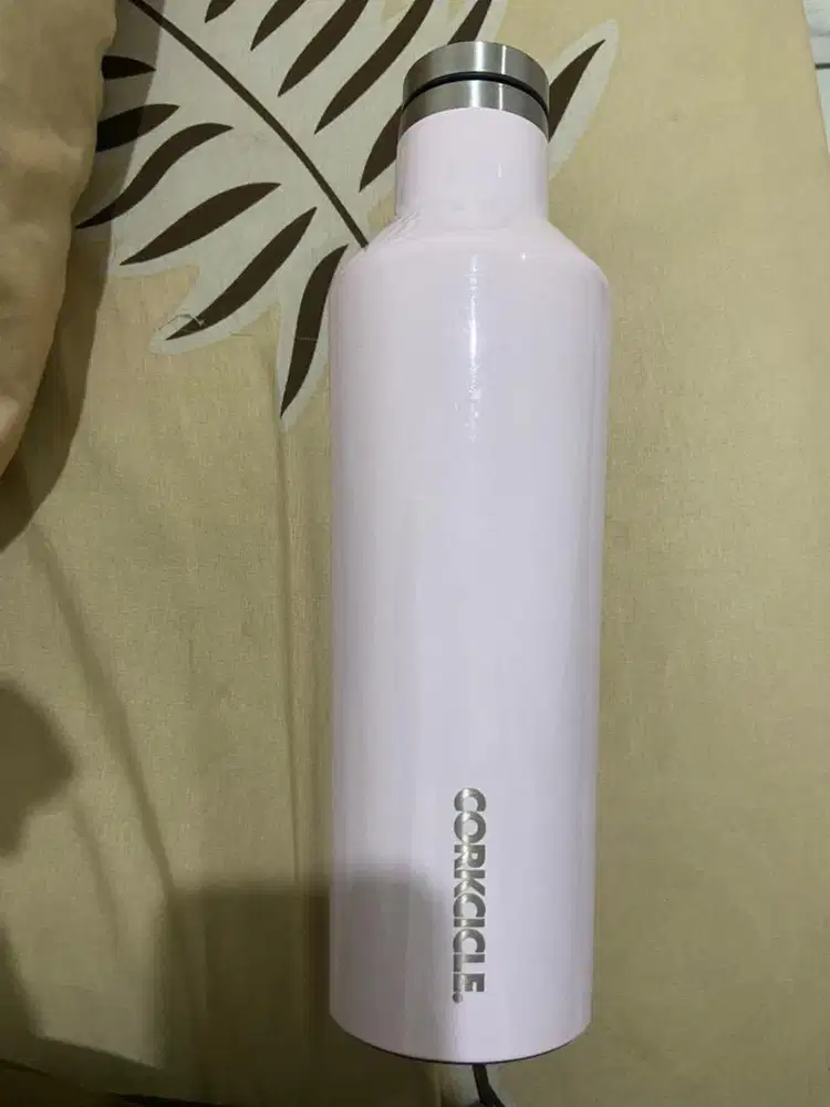 Corkcicle Botol minum 475ml