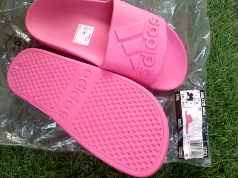 Dijual sandal Adidas adillete Aqua pink