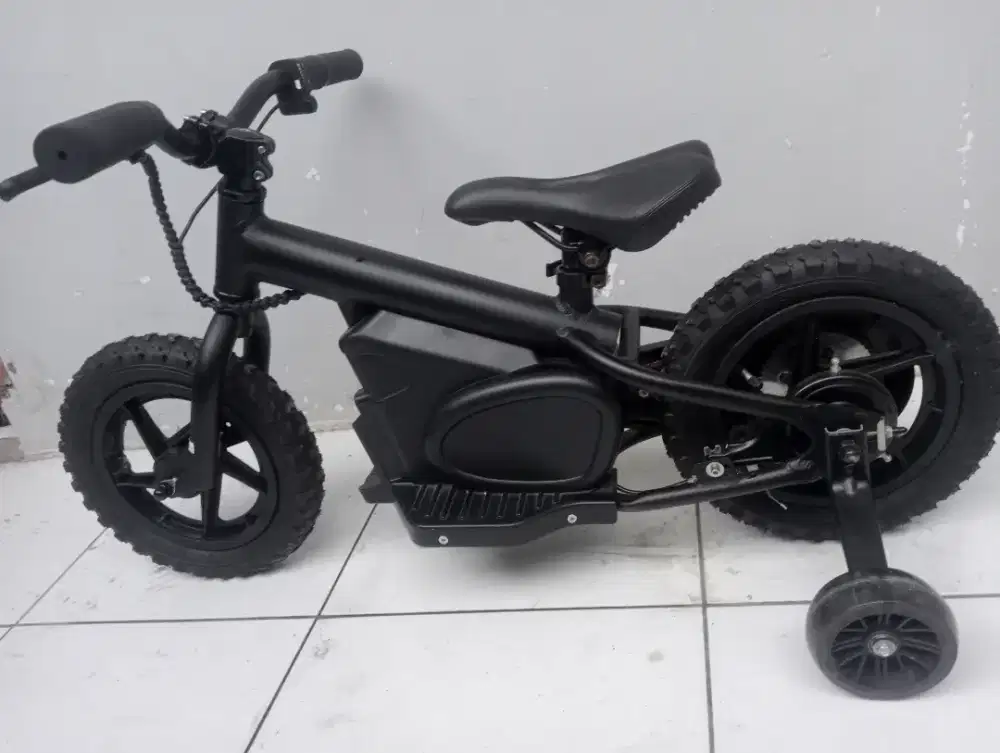 Sepeda listrik anak ukuran 12