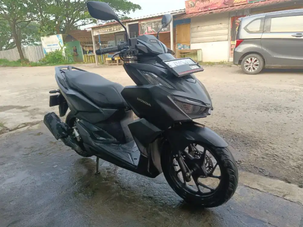 Pajak hidup Hnd Vario Techno 160cc thn 2022 Keylees cw hitam original