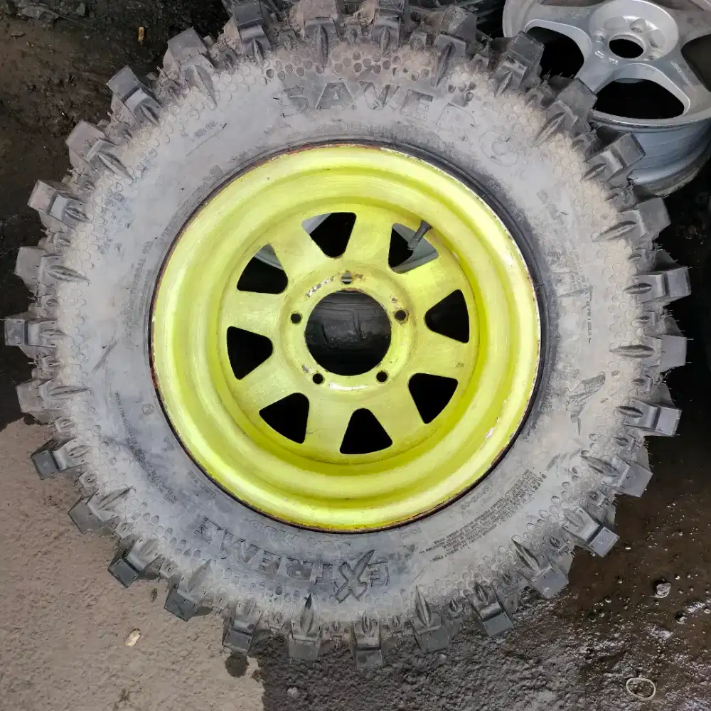 Velg kaleng ring 15 pcd 5x139,7 ban GT 31x10.50 R15 badak extreme