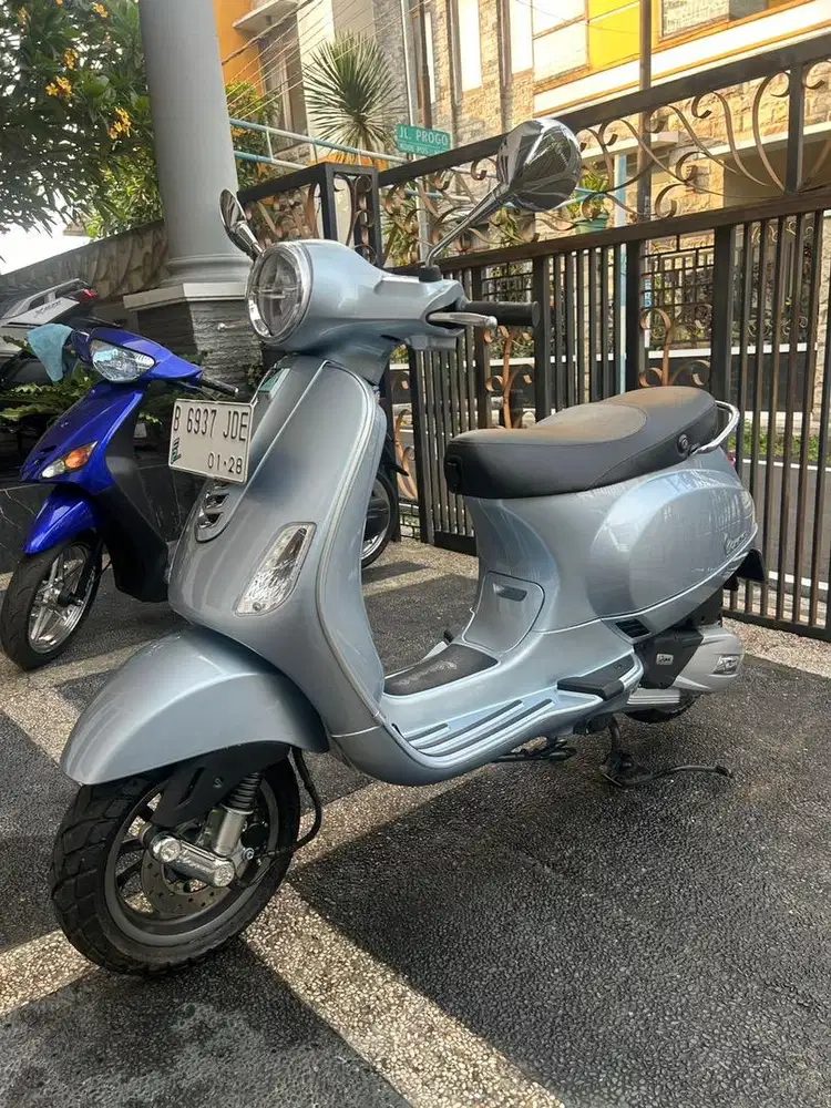 VESPA LX IGET 125 LOW KM 2000