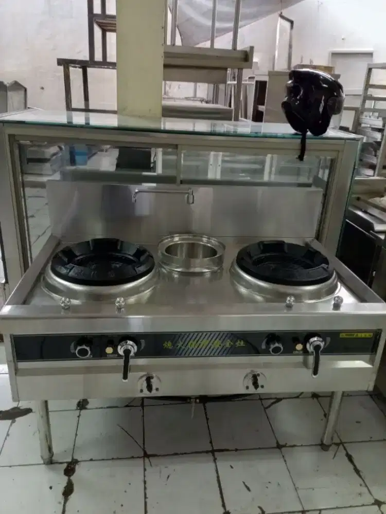 Kompor kwalirange 2 tungku blower ukuran 130x80x80

Harga : 8 jt