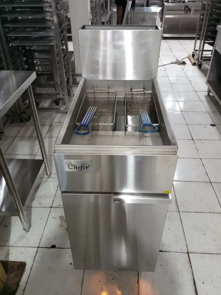 Deepfreyer chefer kapasitas 23 L termostat on, kondisi mulus