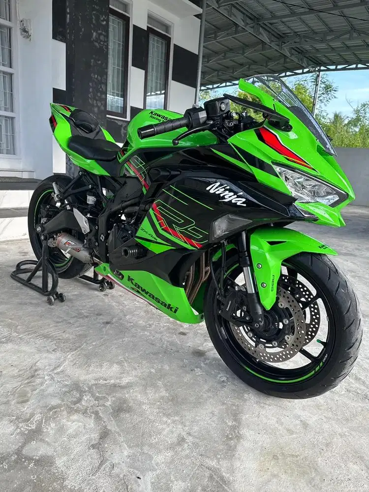 Kawasaki ZX4RR 400CC