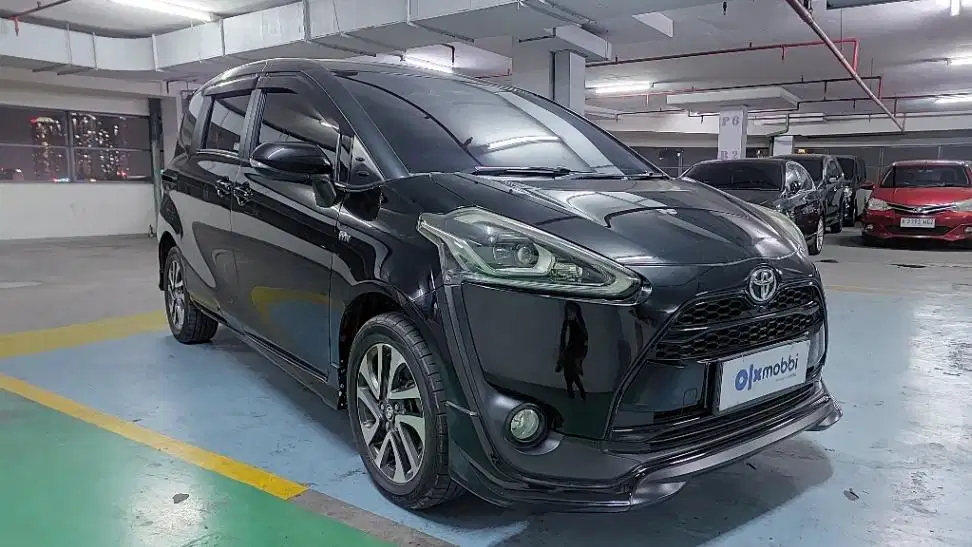 [OLXmobbi] TDP 9,JT Toyota Sienta 1.5 Q Bensin-AT 2017 Hitam