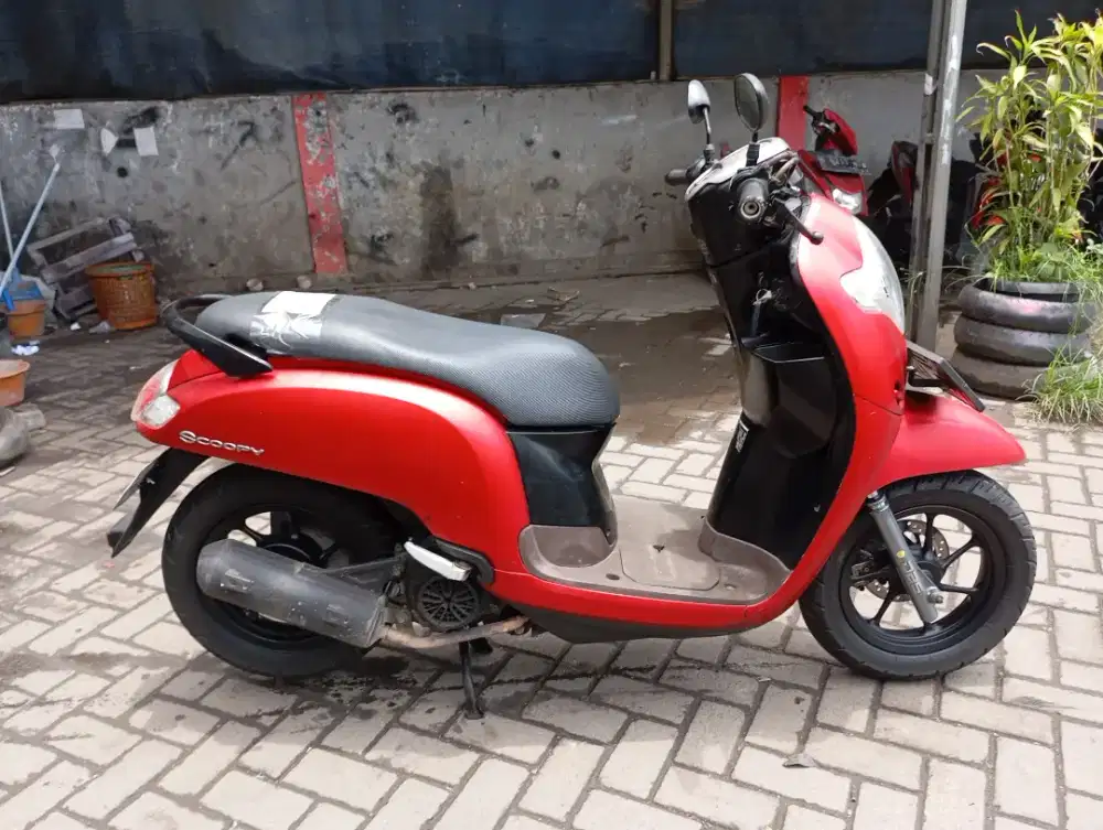 [PROMO OKT] Honda Scoopy Tahun 2018 Surat Komplit