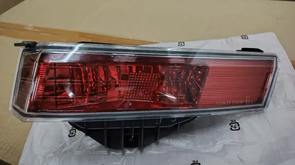 TAIL LAMP LID LAMPU BAGASI R ACCORD CP2 ORIGINAL