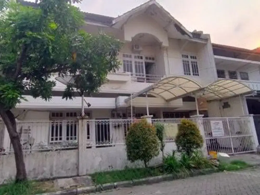 HEMAT 20-30%! DIJUAL RUMAH KOS DI SIWALANKERTO PERMAI DEKAT DENGAN UK PETRA, WARU, CITO, KUTISARI, PADANG PASIR