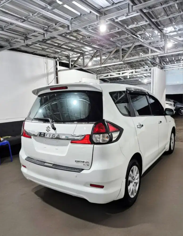Dp 5 jt Ertiga GX a/t 2016 ang 3,6 jt