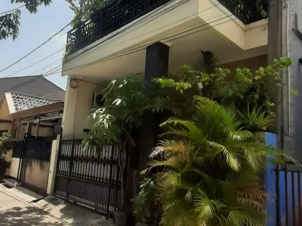 Rumah apik di Jalan Sungai Indragiri, Semper, Cilincing. Luas 78m2. Sudah renov total