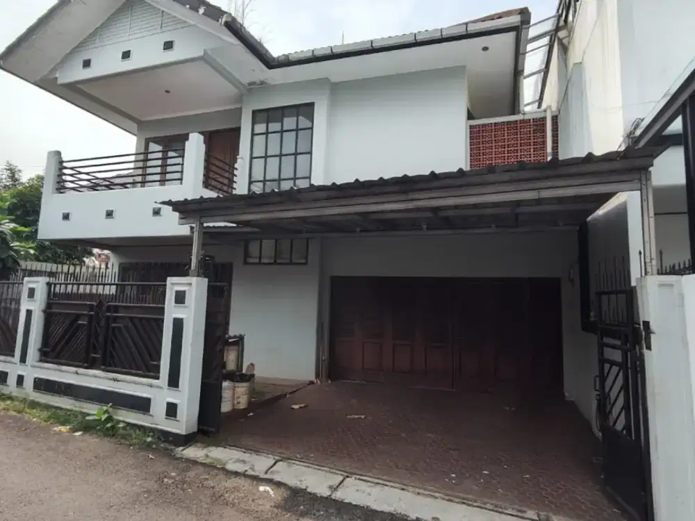 Rumah Tinggal 2 Lantai Sejuk dan Tenang, Dijual di Pejaten Timur Pasar Minggu Jaksel