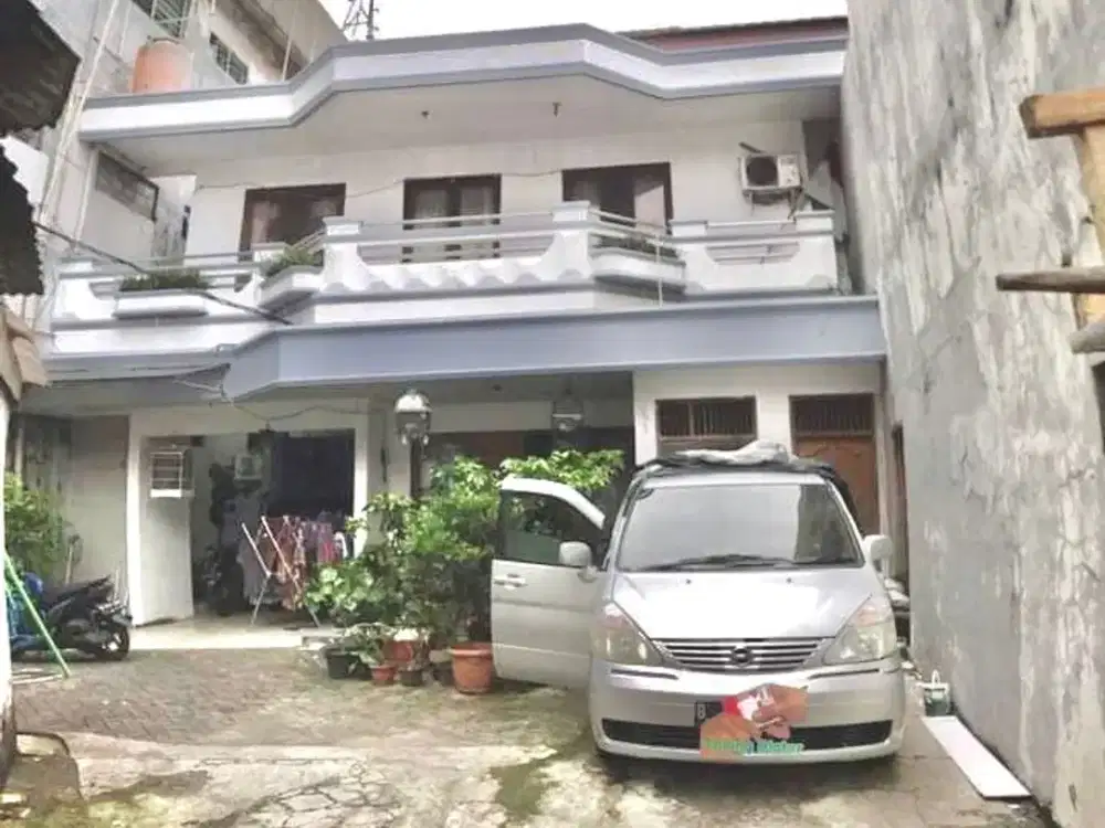 Dijual rumah di Radio Dalam