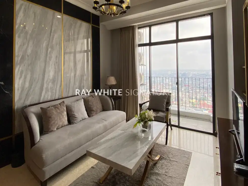 Dijual Apartement Permata Hijau Suites 3 bdr lantai tinggi view jalan