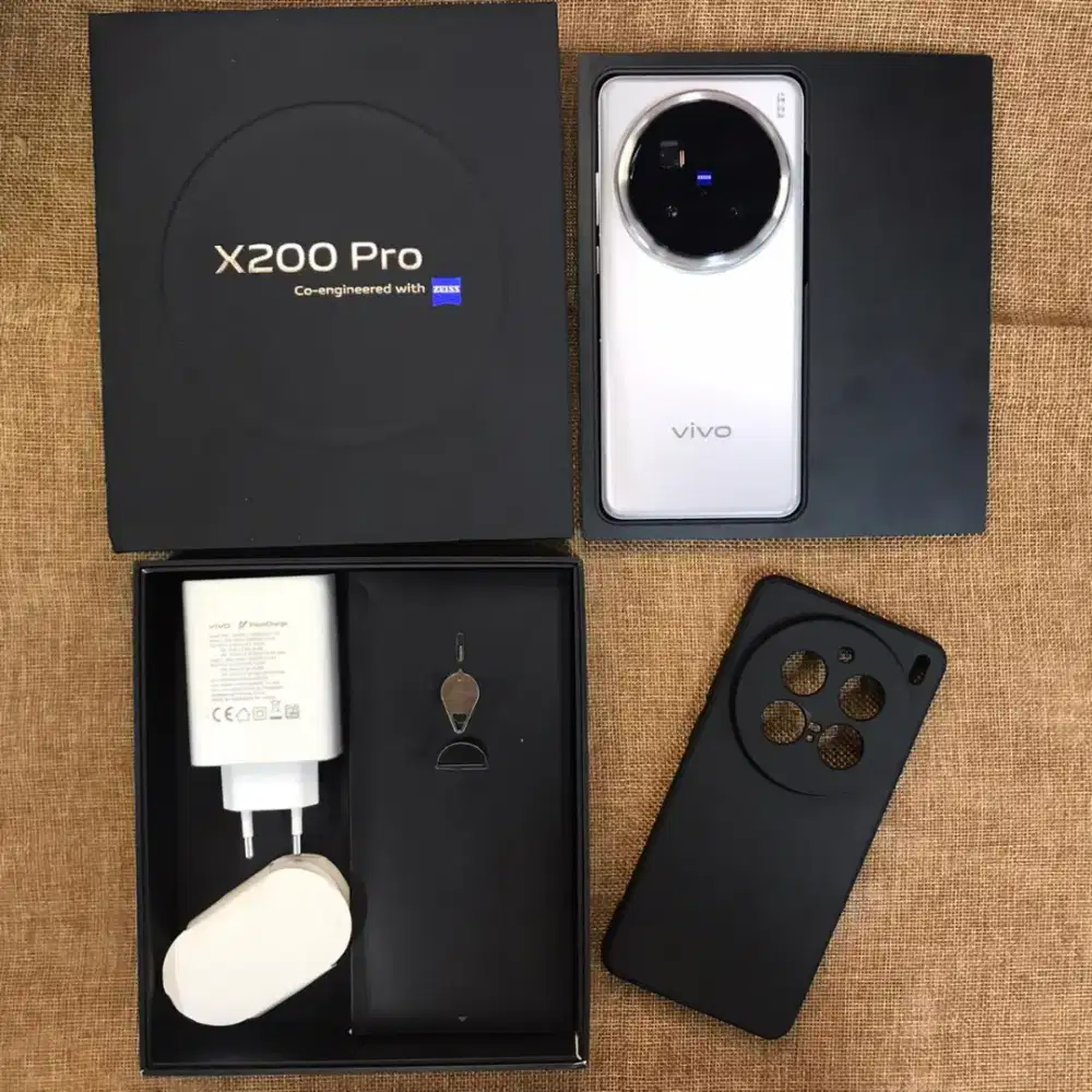 Vivo X200 Pro 5G 16/512GB Titanium Super Mulus Garansi resmi Mei 2026